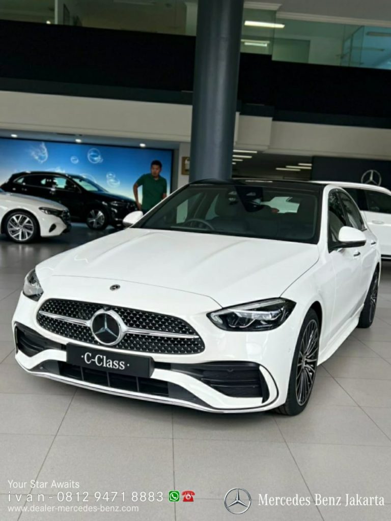 New Mercedes Benz C-Class C300 AMG Line W206 2025 Indonesia White 6