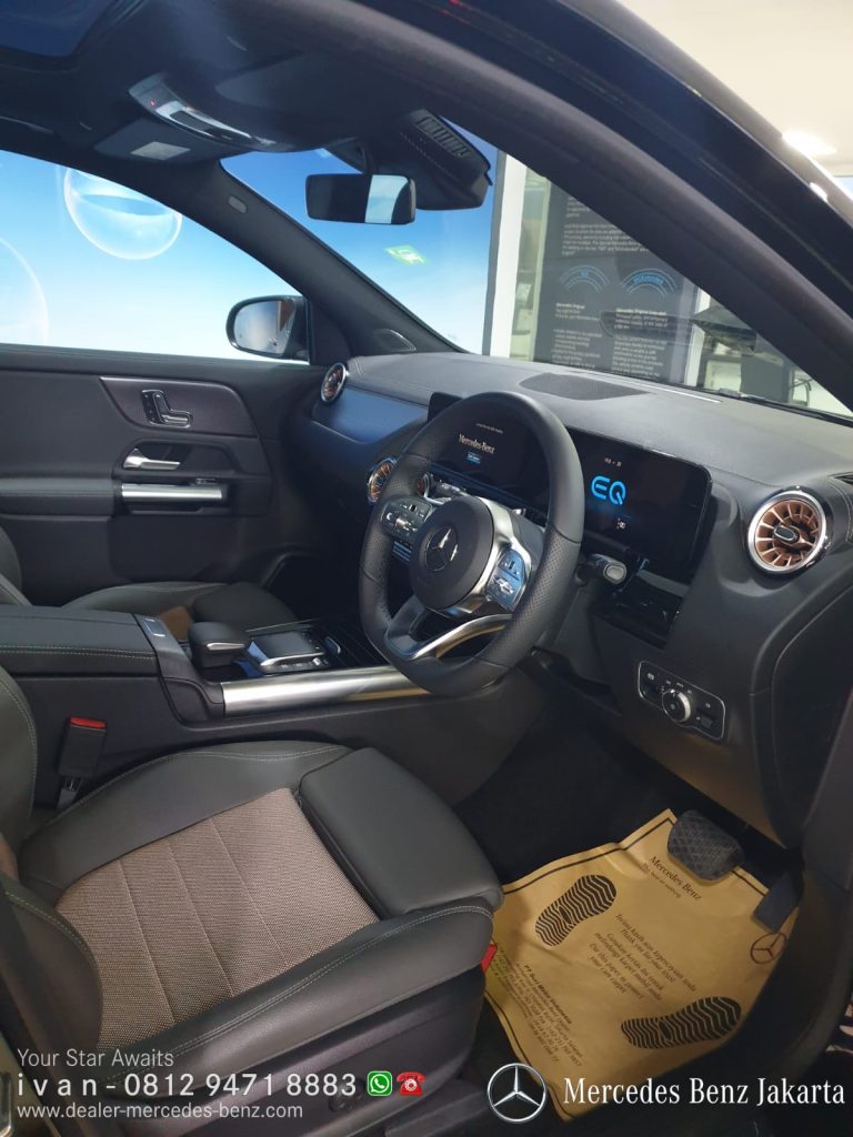 Interior Mercedes Benz EQA Nik 2023 Black promo 2025