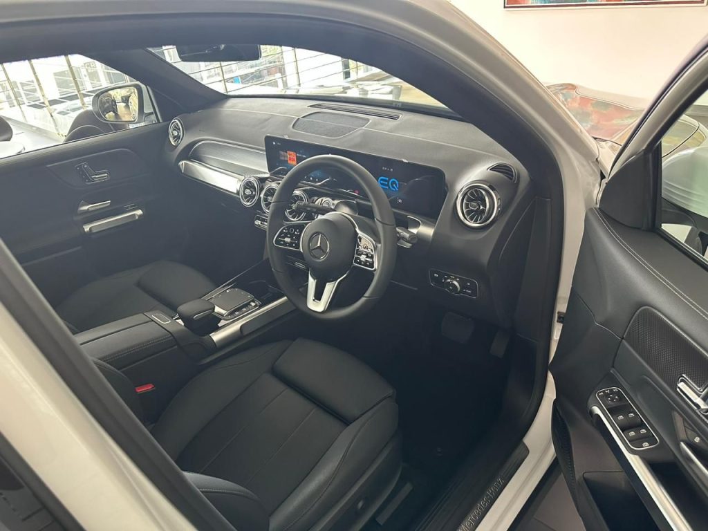 Interior EQB 250+ Indonesia 2023-24-25 Black 12