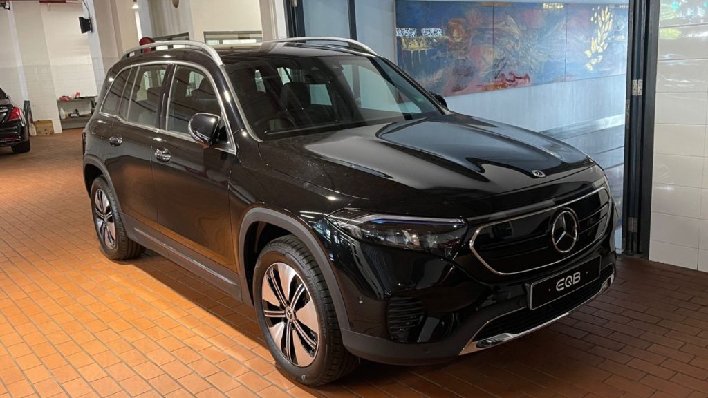 Promo Mercedes EQB 250 JakartaIndonesia 2024 Nik 2023 Black