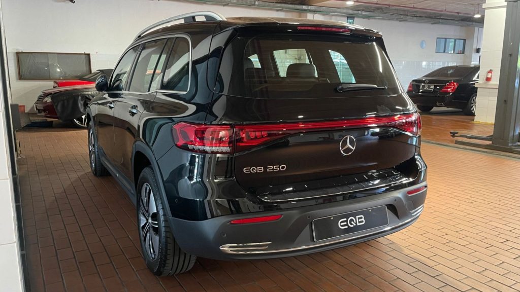 Promo Mercedes EQB 250 JakartaIndonesia 2024 Nik 2023 Black5
