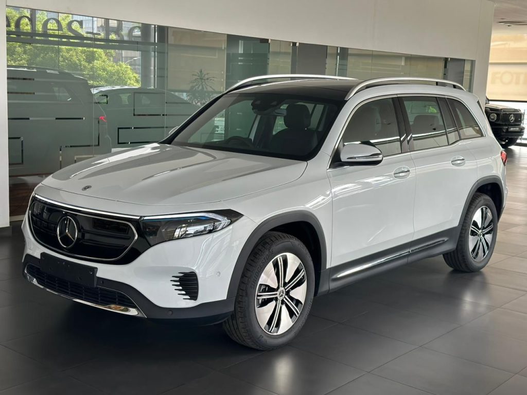 Promo Mercedes EQB 250 JakartaIndonesia 2024 Nik 2023 White
