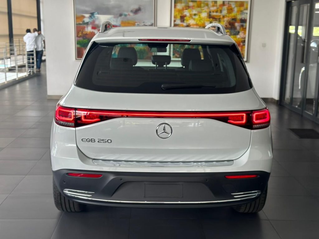 Promo Mercedes EQB 250 JakartaIndonesia 2024 Nik 2023 White4